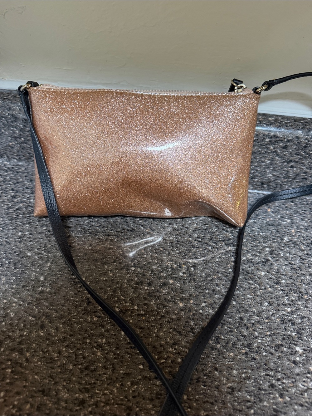 kate spade rose gold coated glitter crossbody and matching pouch - Picture 8 of 11